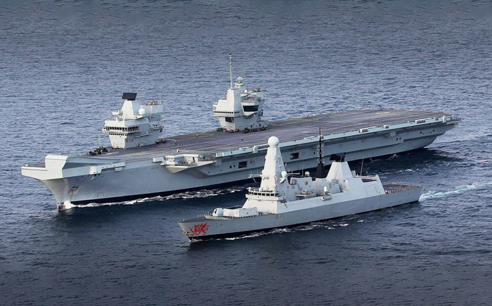 英國皇家海軍航母戰(zhàn)斗群