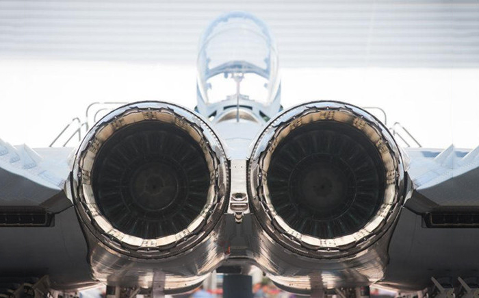 殼牌390渦輪機油能為APU啟動提供可靠性嗎？